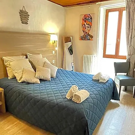 Du Cheval Blanc Hotel Barcelonnette