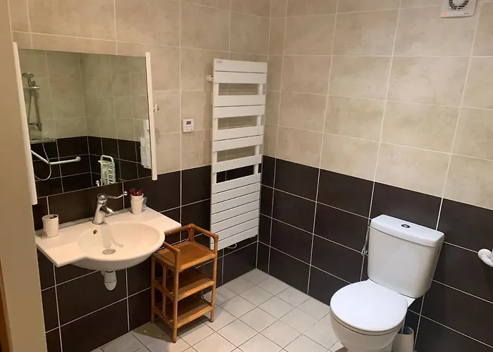 Du Cheval Blanc Hotel 2*